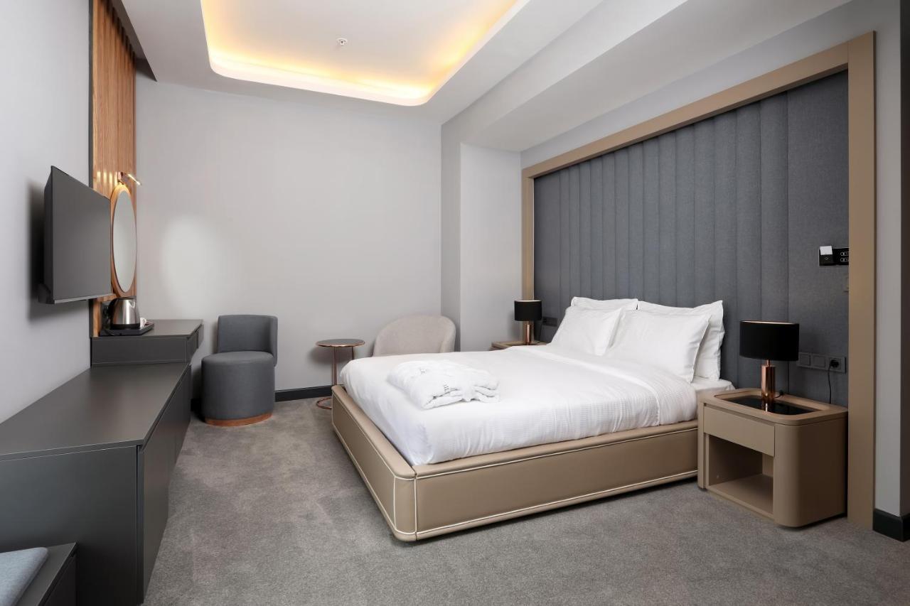 Aileena & Hotel Kartepe